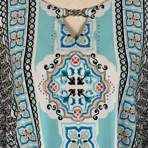 JM Collection Large Top Floral Stretch Keyhole Neck Flutter Sleeves Rhinestones - Picture 2 of 8